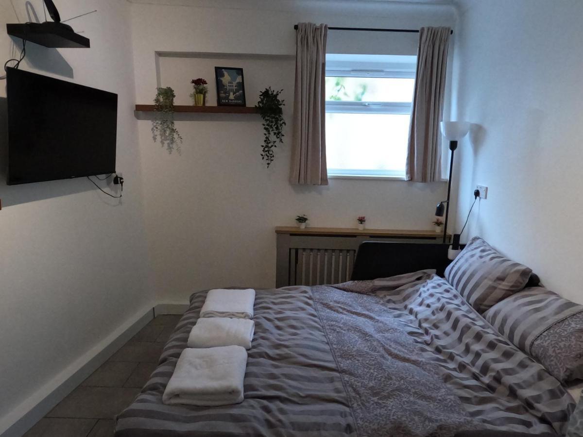 Studio Apartment In Saint Kew Esterno foto