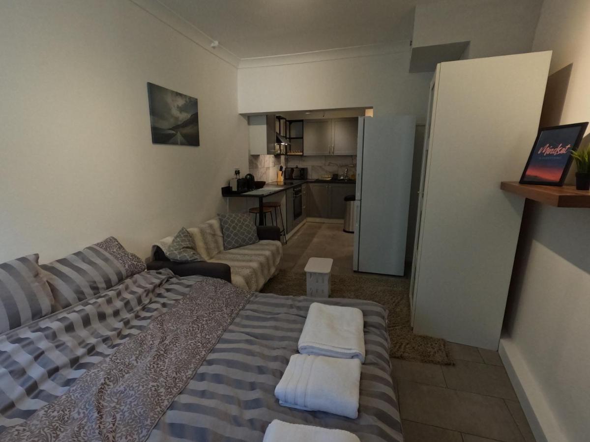 Studio Apartment In Saint Kew Esterno foto